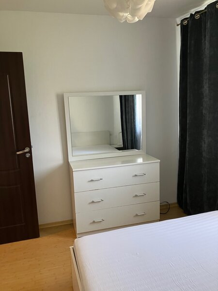 Militari, Lujerului, inchiriere 2 camere decomandat, 7/10, mobilat, 450 E.